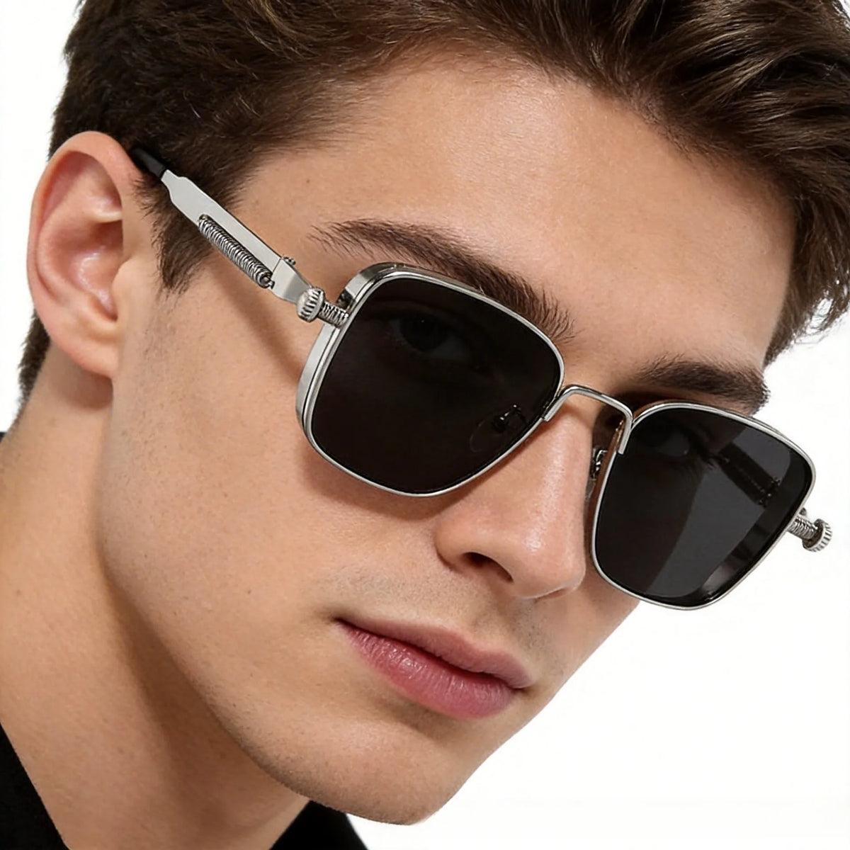 Fashion Metal Punk Style Sunglasses for Men Anti-UV Driving Glasses Women Eyepiece Sunglasses with Spring Hinges