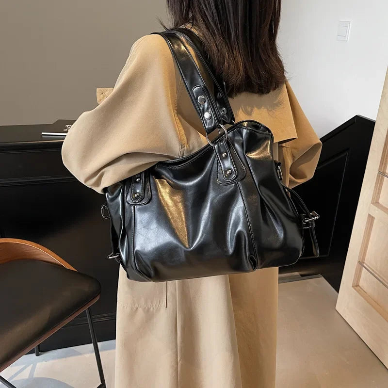 Trendy Large Capacity Women's Crossbody Shoulder Bag Elegant Design Polyester Lining PU Leather Material Zipper Closure