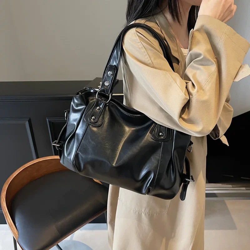 Trendy Large Capacity Women's Crossbody Shoulder Bag Elegant Design Polyester Lining PU Leather Material Zipper Closure