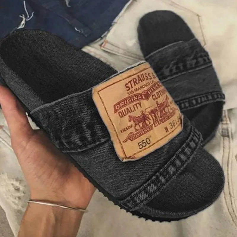 2025 New Fashion Women's Sandals Summer Women Casual Flat Shoes Outdoor Clip Toe Flip Flops Women Beach Non-slip Sandals
