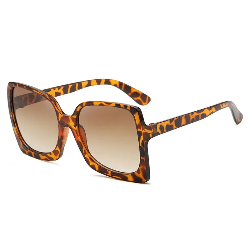 Big Frame Fashion Oversized Sunglasses Women Brand Designer Plastic Female Gradient Sun Glasses Gafas De Sol Mujer UV400