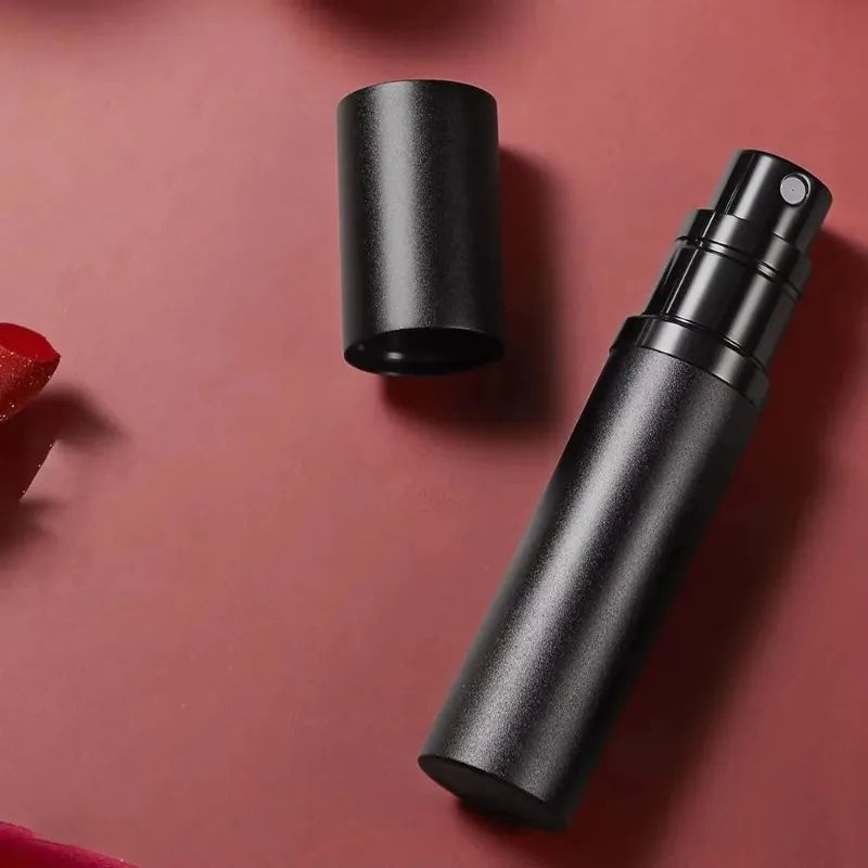 5ml Refillable Mini Perfume Spray Bottle ， Portable Aluminum Travel Container for Cosmetics & Liquid Sub-Bottling
