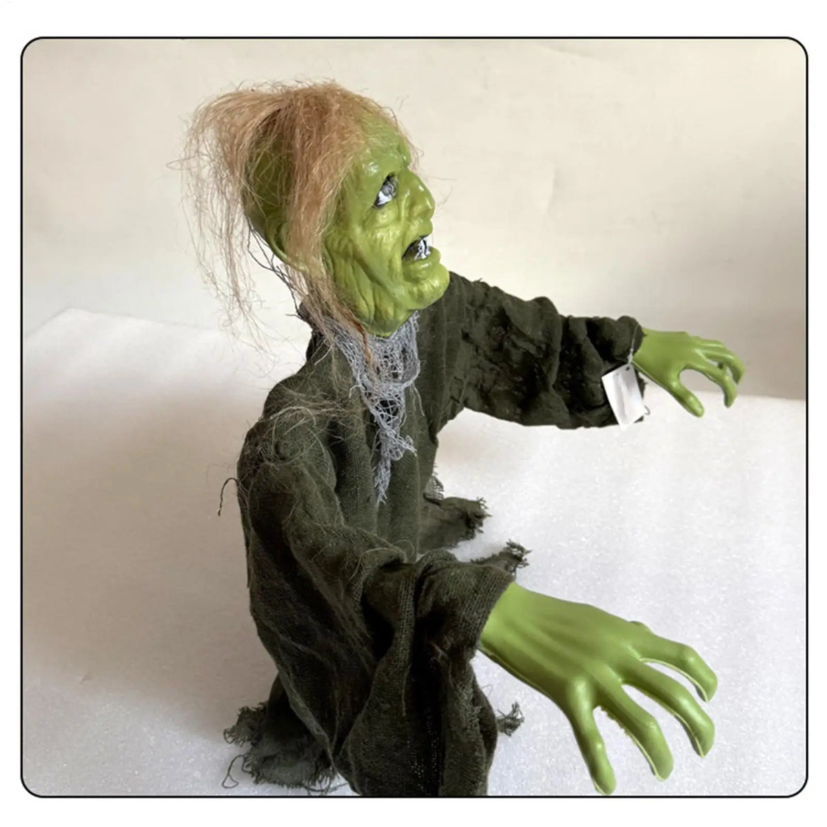 Halloween Yard Decor Scary Ghost Backyard Stakes Halloween Scary Light Up Figures for Porch Planter Path Lawn Front Yard
