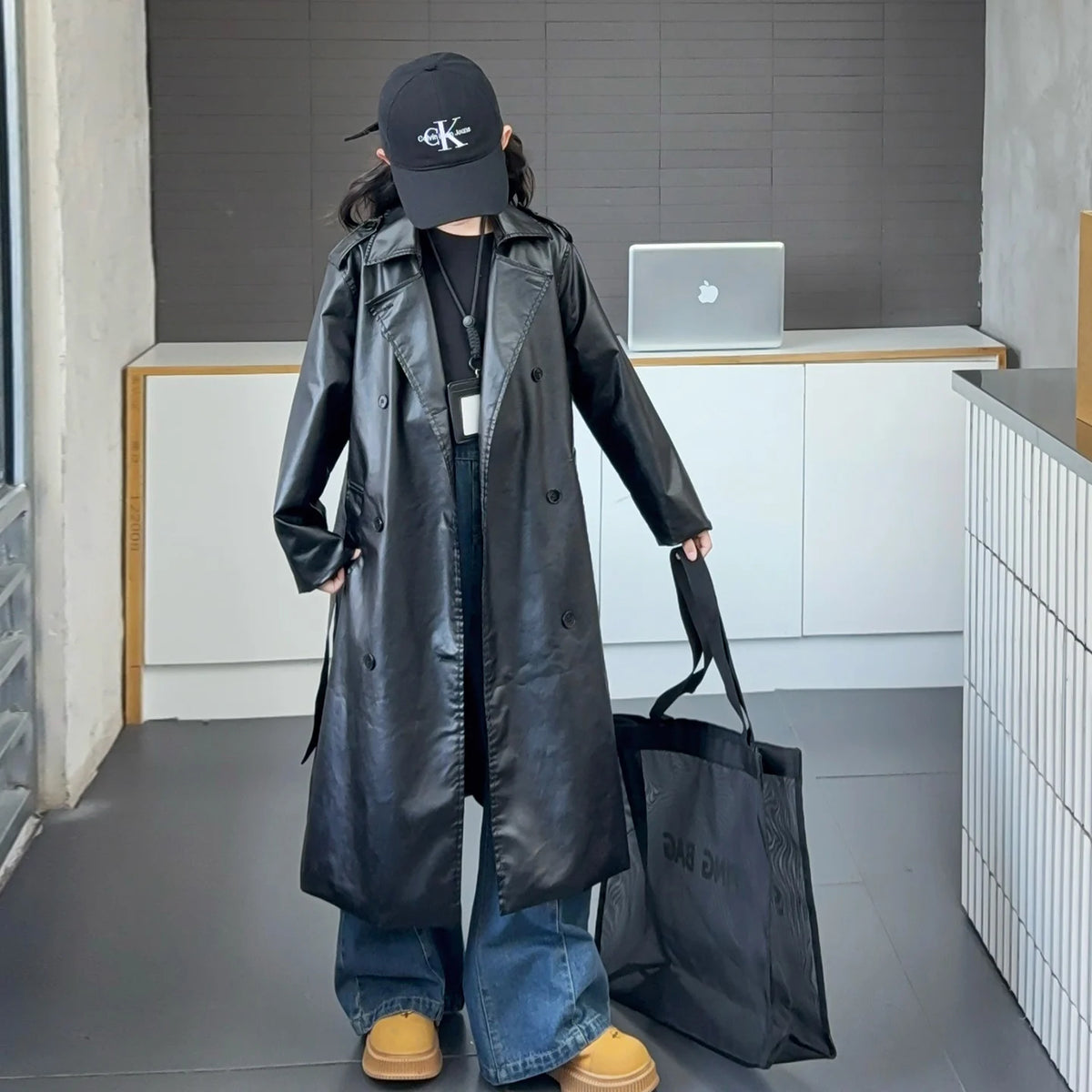 British Kids Child Solid Black Leather Maxi Trench Coat with Belt For Girls High Fashion Autumn Street Clothing X-Long PU Jacket