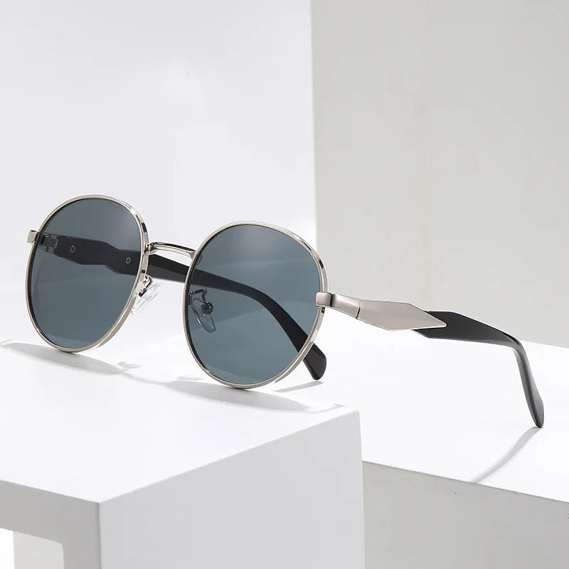 Oval Sunglasses Metal 2025 New Street Shot Sunglasses Trendy Retro Car Sunglasses Women 230/2412