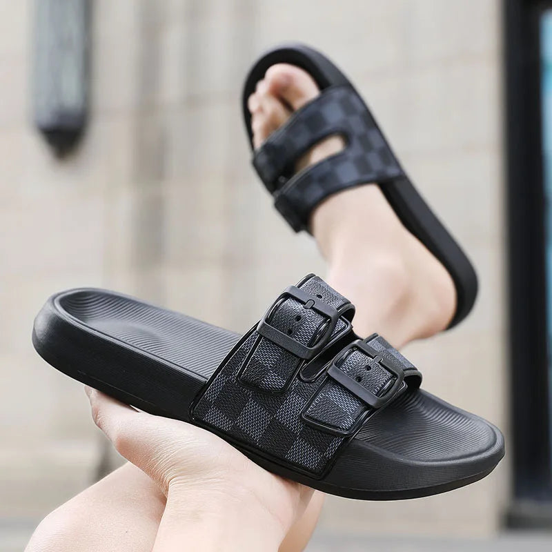 A Pair of Simple and Wear-Resistant Summer Slippers, Fashionable, Versatile and Comfortable Beach Shoes, Outdoor Sports Shoes for Men