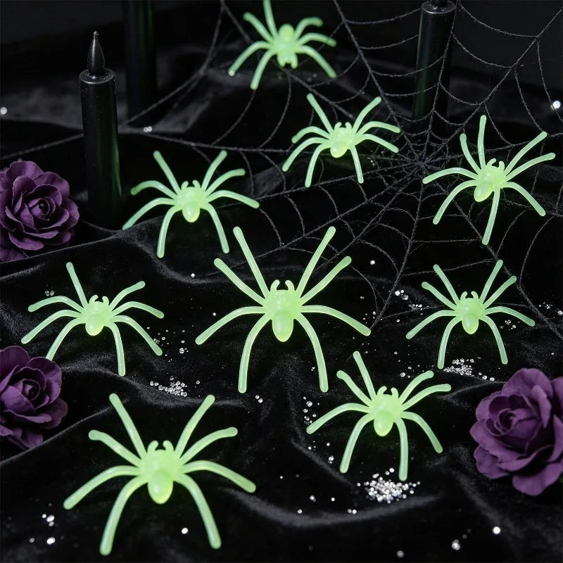 30/300pcs Halloween Luminous Spider Glow in The Dark Realistic Horror Spider Spooky Pranks Haunted House Party DIY Decor Props