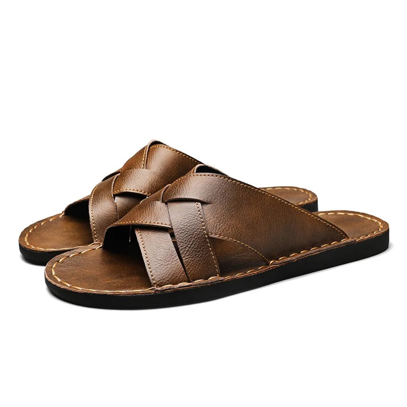 Handmade Leather Slippers for Men 2025 New Beach Summer Walking Shoes Slip on Light Male Flats Men Flip-flops Outdoor Half Drag
