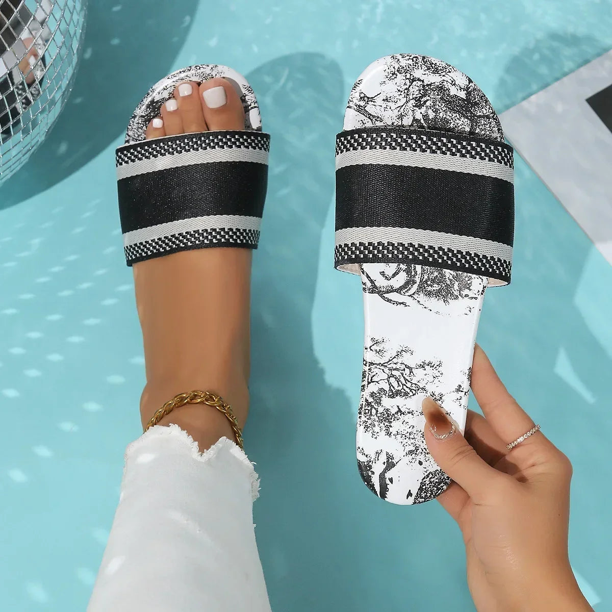 Women Luxury Sandals Summer Designer Brand Color Matching Vacation Beach Slippers Ladies Flat Shoes Slides Zapatos De Mujer