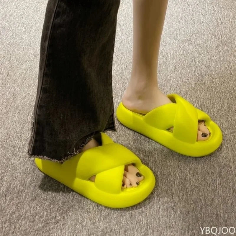 Summer Outdoor Leisure Non slip Beach Cross Belt Women's Slippers Home Thick Bottom Home Stepping Shit Feel Bathroom Slippers